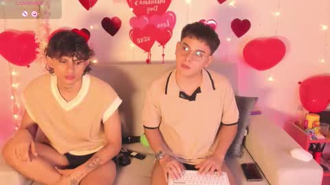 david_and_friend online show from February 2026 10:17:02 PM