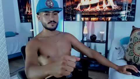 Snapshot of david_johnson372 chatting on June 2026 11:04:02 PM Hey im David that loves to explore and speak their fantasies. Very open talktative and nice. Feel free to chat with me online show from June 2026 11:04:02 PM