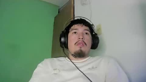 Snapshot of davidlasecuela chatting on February 2026 03:24:01 AM DavidSkinny online show from February 2026 03:24:01 AM