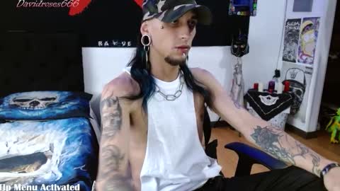   online show from October 2025 09:54:02 PM