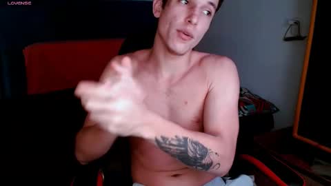 Snapshot of davidsalazar33 chatting on January 2026 08:12:01 PM davidsalazar33 online show from January 2026 08:12:01 PM