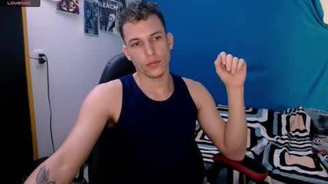 Snapshot of davidsalazar33 chatting on February 2026 12:35:01 PM davidsalazar33 online show from February 2026 12:35:01 PM