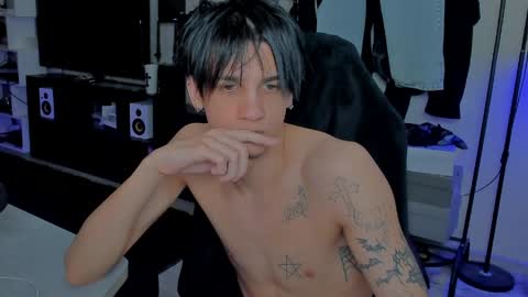 davis online show from April 2026 10:56:02 PM