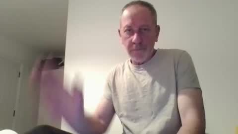 davyboi15 online show from April 2026 08:39:01 PM