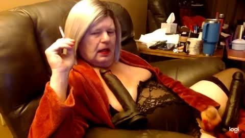 Snapshot of dawndoesall chatting on January 2025 04:49:01 AM dawndoesall online show from January 2025 04:49:01 AM