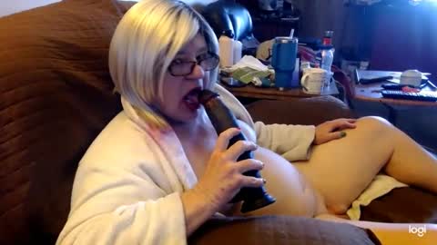 Snapshot of dawndoesall chatting on March 2025 11:15:02 PM dawndoesall online show from March 2025 11:15:02 PM