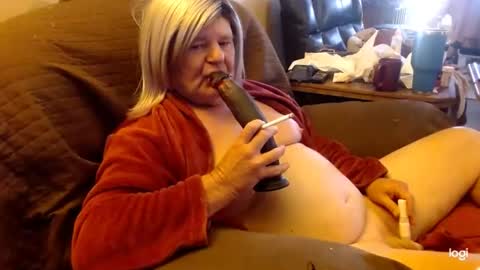 Snapshot of dawndoesall chatting on November 2025 05:24:01 PM dawndoesall online show from November 2025 05:24:01 PM