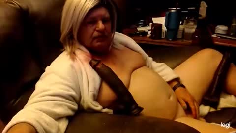 Snapshot of dawndoesall chatting on November 2025 04:35:02 AM dawndoesall online show from November 2025 04:35:02 AM