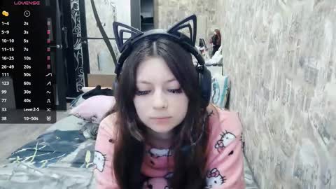 Alice online show from November 2025 08:24:01 AM