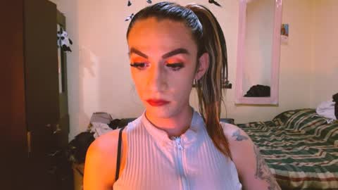 Snapshot of dayanna_01_ chatting on May 2026 05:43:02 PM dayanna_01_ online show from May 2026 05:43:02 PM