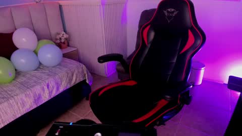 Snapshot of dayanne7 chatting on December 2024 03:21:02 PM dayanne7 online show from December 2024 03:21:02 PM