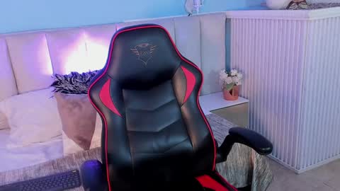 Snapshot of dayanne7 chatting on February 2025 02:05:01 PM dayanne7 online show from February 2025 02:05:01 PM