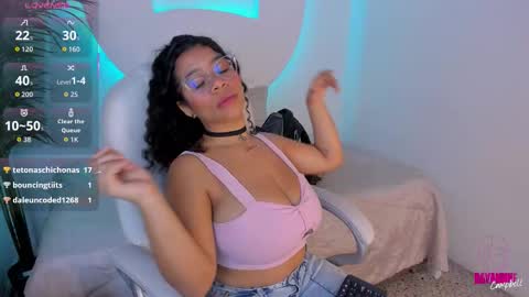 Dayanne online show from October 2025 09:04:02 PM