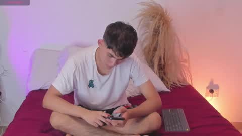 Snapshot of dayner_fox chatting on January 2026 05:11:02 AM dayner_fox online show from January 2026 05:11:02 AM