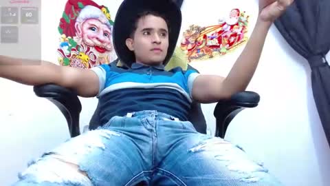 dayro_dduran online show from November 2025 08:56:01 PM