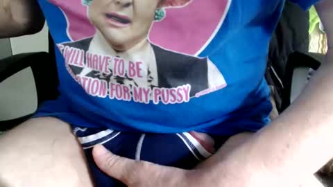 Snapshot of dazzle68 chatting on January 2025 10:11:02 PM Dazzle68 online show from January 2025 10:11:02 PM