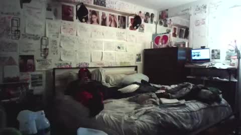 dbeamon92 online show from February 2026 01:56:02 AM