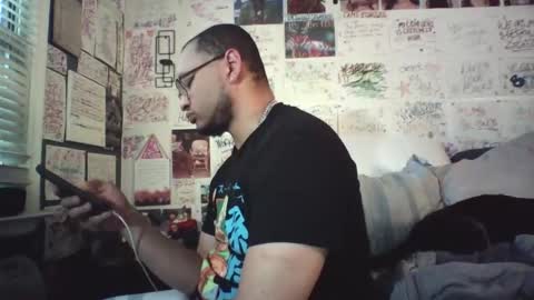 Snapshot of dbeamon92 chatting on April 2026 01:43:02 PM dbeamon92 online show from April 2026 01:43:02 PM