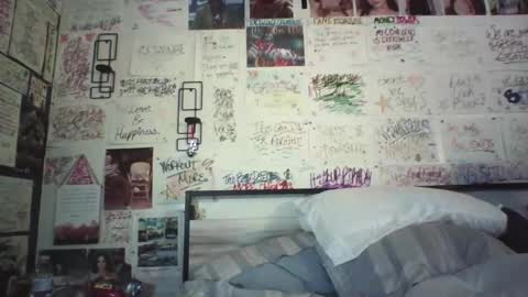 Snapshot of dbeamon92 chatting on April 2026 01:42:02 AM dbeamon92 online show from April 2026 01:42:02 AM