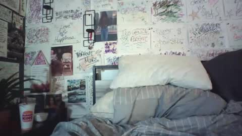 Snapshot of dbeamon92 chatting on May 2026 11:33:01 PM dbeamon92 online show from May 2026 11:33:01 PM