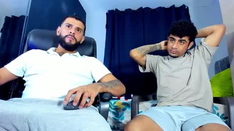 dcollins_ online show from November 2025 09:17:01 PM