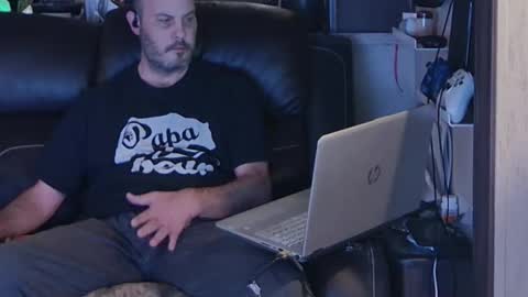 want girl to play with me online show from November 2025 04:42:01 PM