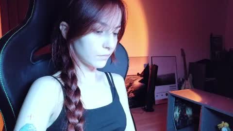 Snapshot of dead_girll chatting on July 2026 10:12:02 PM freak online show from July 2026 10:12:02 PM