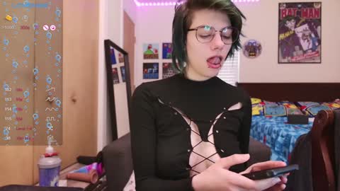 Snapshot of deadratsoup chatting on January 2025 04:28:02 PM Rat online show from January 2025 04:28:02 PM