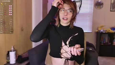 Snapshot of deadratsoup chatting on October 2025 02:50:01 PM Rat online show from October 2025 02:50:01 PM