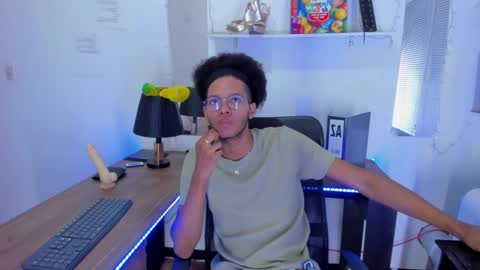 deamon_devil online show from November 2025 06:45:01 PM