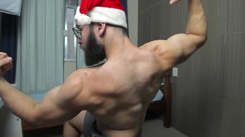 Snapshot of deanlek chatting on December 2024 08:53:02 PM Dean online show from December 2024 08:53:02 PM