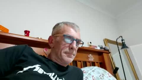 Snapshot of deanofflove221000 chatting on January 2025 08:20:02 AM deanofflove221000 online show from January 2025 08:20:02 AM