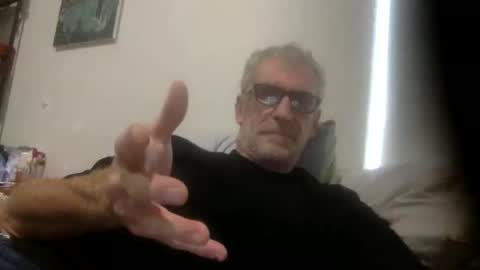 deanofflove221000 online show from November 2025 04:34:02 AM