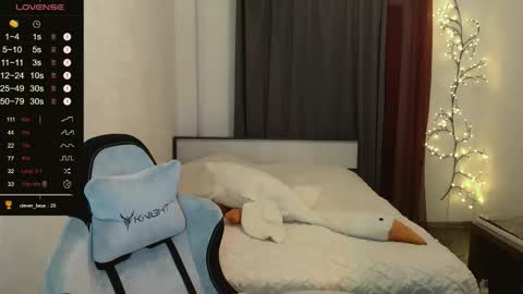 dear_helga online show from September 2025 04:40:02 PM