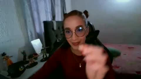 Snapshot of dear_juliet chatting on September 2025 10:43:01 PM Juliet online show from September 2025 10:43:01 PM