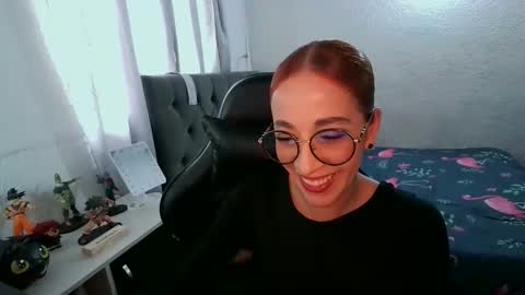 Snapshot of dear_juliet chatting on October 2025 07:35:02 PM Juliet online show from October 2025 07:35:02 PM