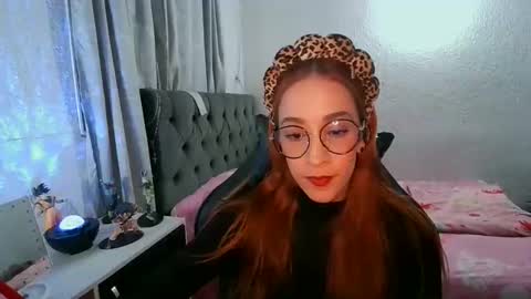 Snapshot of dear_juliet chatting on May 2026 11:01:04 PM Juliet online show from May 2026 11:01:04 PM