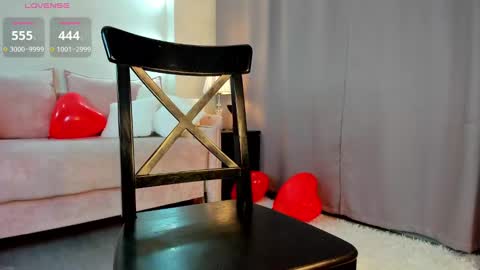 Snapshot of dearly_emily chatting on February 2025 02:02:01 PM Emily GMT2 Mon 10 AM - 4 PM Wed 10 AM - 4 PM Thu 10 AM - 4 PM Fri 10 AM - 4 PM Sat 10 AM - 4 PM online show from February 2025 02:02:01 PM