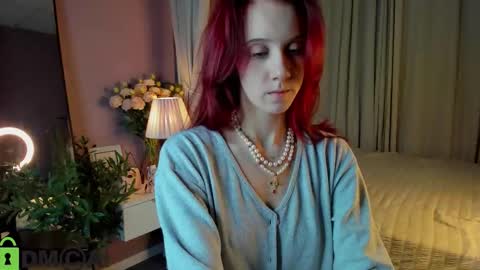 Snapshot of dearly_emily chatting on December 2025 05:20:01 PM Emily GMT2 Mon 10 AM - 4 PM Wed 10 AM - 4 PM Thu 10 AM - 4 PM Fri 10 AM - 4 PM Sat 10 AM - 4 PM online show from December 2025 05:20:01 PM
