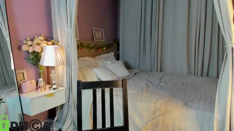 Snapshot of dearly_emily chatting on February 2026 05:20:02 PM Emily GMT2 Mon 10 AM - 4 PM Wed 10 AM - 4 PM Thu 10 AM - 4 PM Fri 10 AM - 4 PM Sat 10 AM - 4 PM online show from February 2026 05:20:02 PM