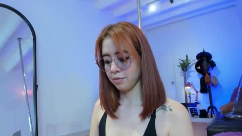 dearmilu28 online show from October 2025 01:12:02 AM