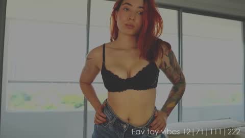 Snapshot of dearnina chatting on October 2025 02:59:01 PM NINA   30OFF online show from October 2025 02:59:01 PM
