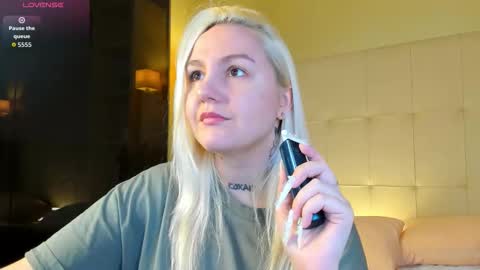 Debbie Mon Tue Fri Sun Sat GMT 3 1000am - 0400pm  online show from March 2026 05:19:02 PM