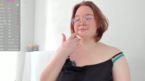 DeboraDebbieDee online show from August 2026 09:04:01 AM