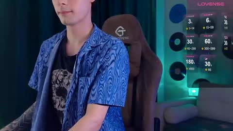 Samuel online show from April 2026 08:12:02 PM