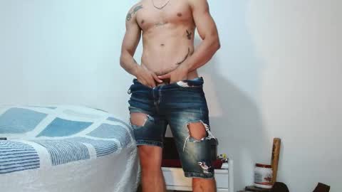 Santiago online show from January 2025 12:27:01 AM