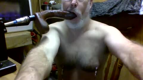 Snapshot of deepthroat227 chatting on January 2025 07:24:01 PM Deepthroat My Big Dildos online show from January 2025 07:24:01 PM