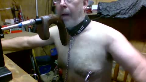 Snapshot of deepthroat227 chatting on March 2025 08:32:02 PM Deepthroat My Big Dildos online show from March 2025 08:32:02 PM