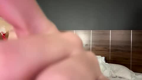 deepthroatqueen33 online show from January 2026 01:26:02 PM