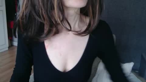 KamiDevi online show from November 2025 02:50:02 PM